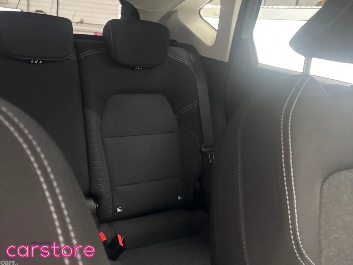 Renault Captur Hatchback, Petrol, 2024, Grey