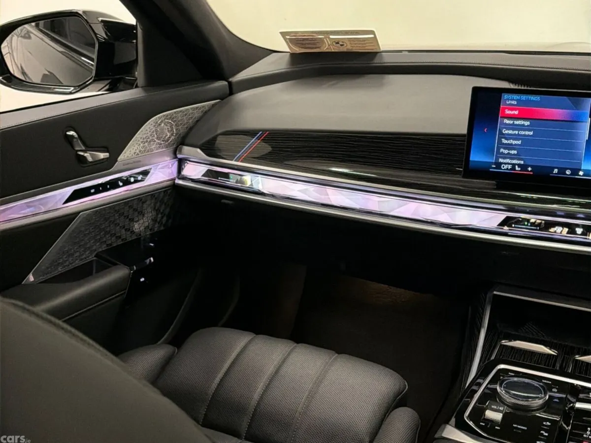 BMW 7-Series Saloon, Petrol Plug-in Hybrid, 2025, Black