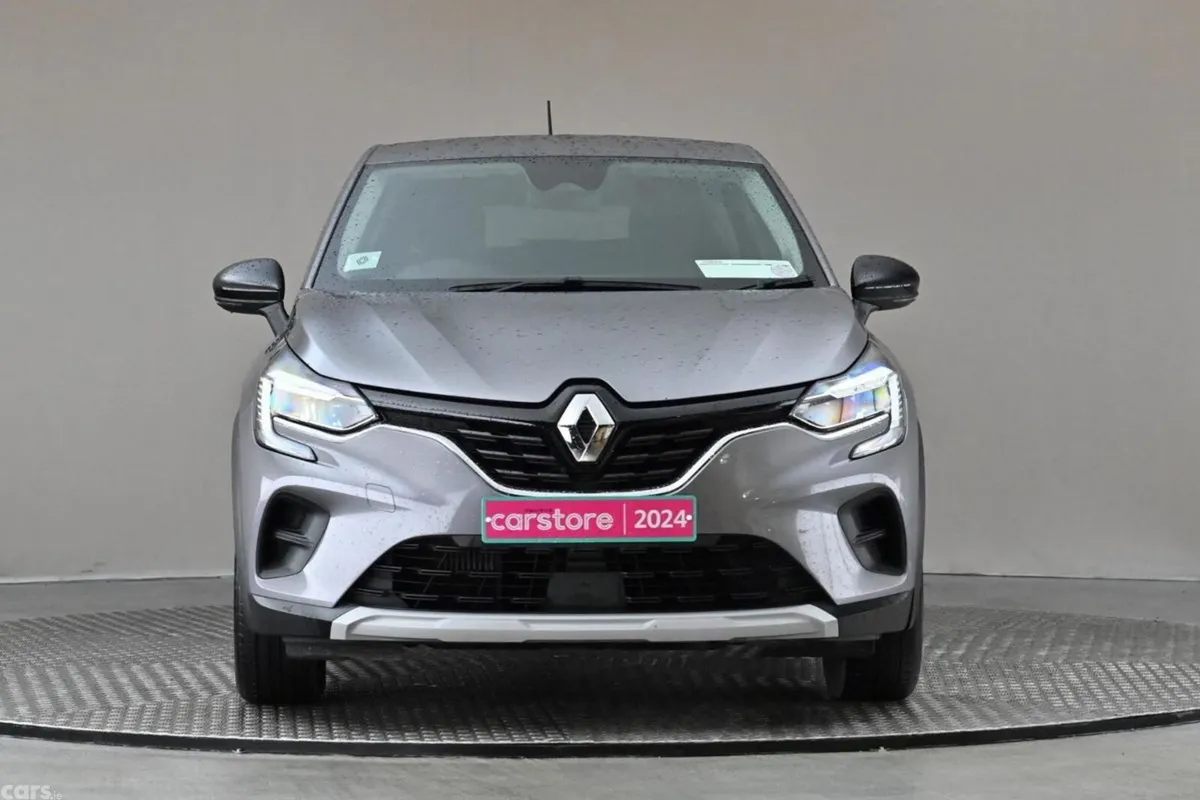 Renault Captur SUV, Petrol, 2024, Grey