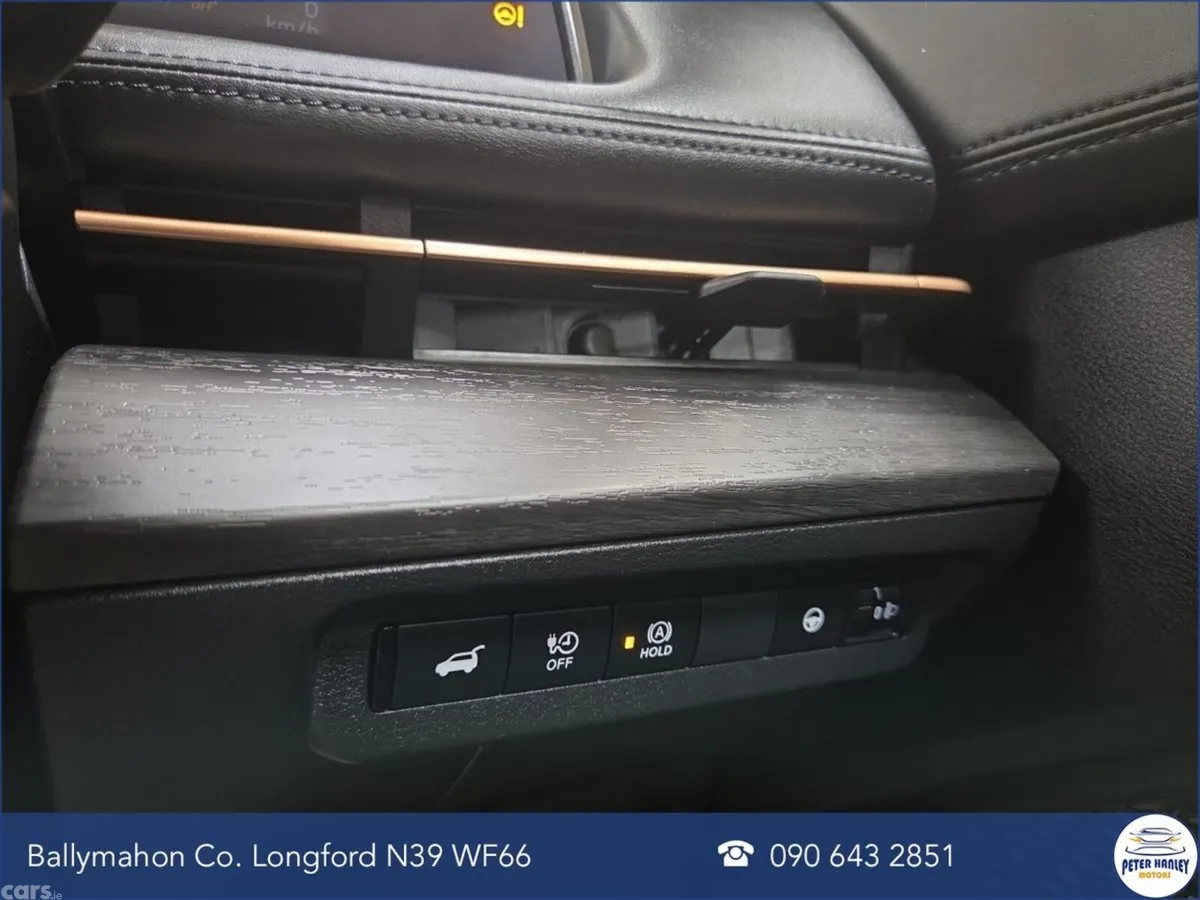 Nissan Ariya SUV, Electric, 2024, Grey