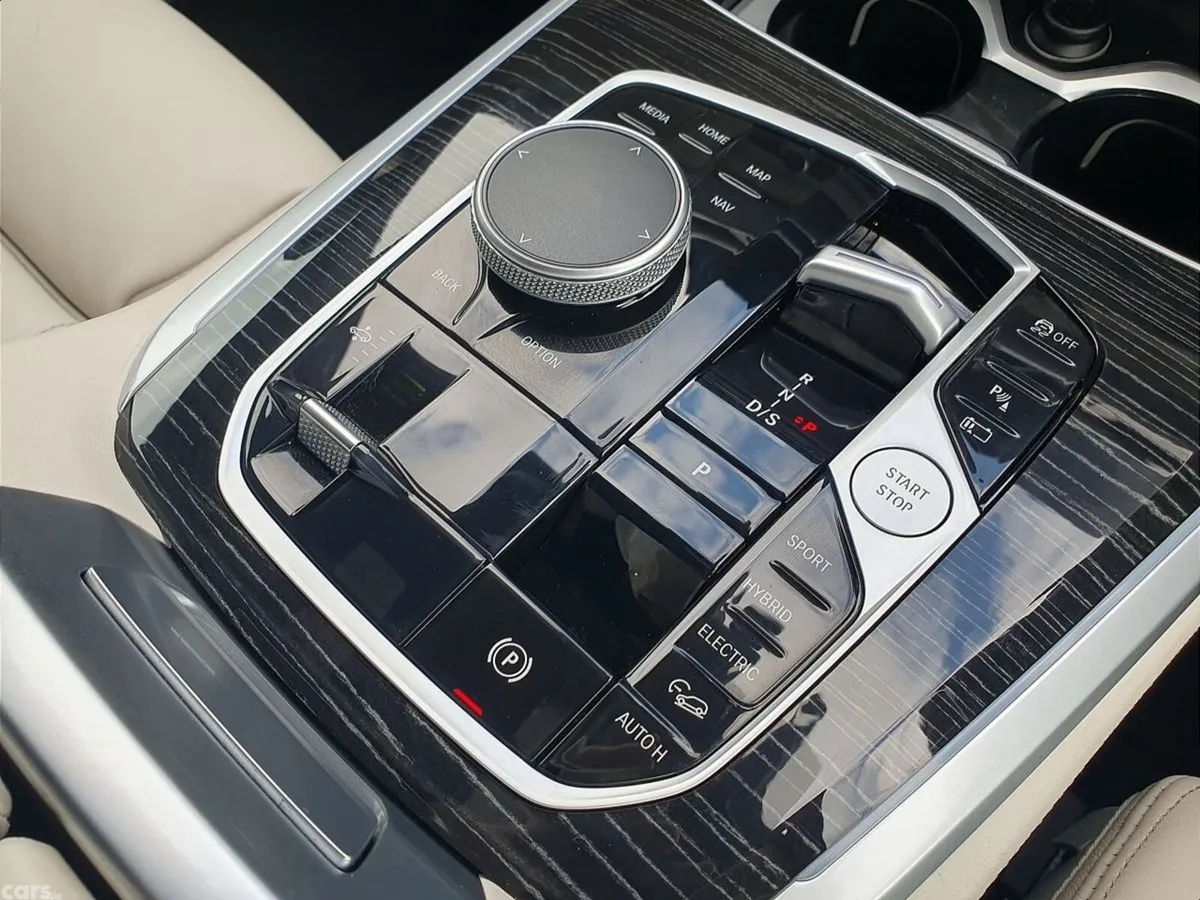 BMW X5 SUV, Petrol Plug-in Hybrid, 2023, White