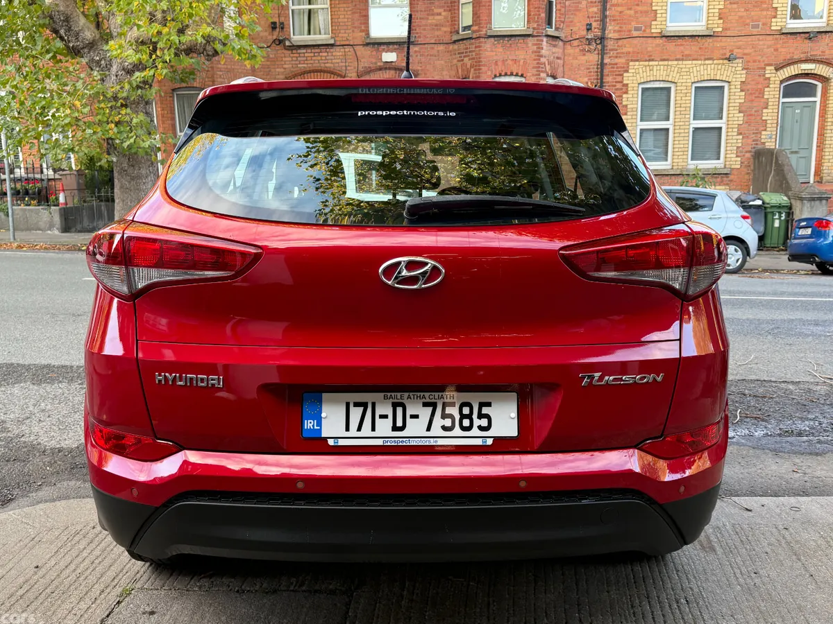 Hyundai Tucson SUV, Diesel, 2017, Red