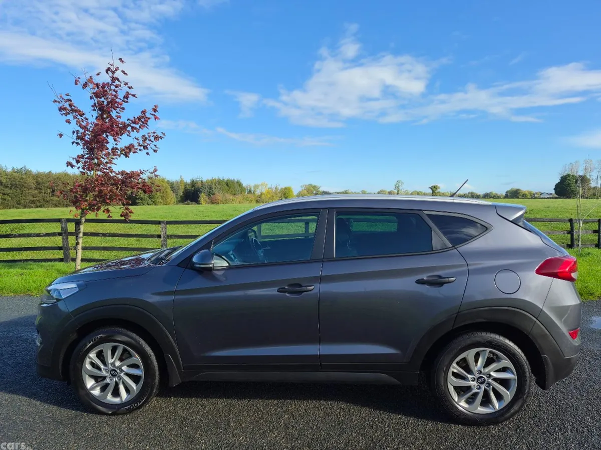 Hyundai Tucson SUV, Diesel, 2016, Grey