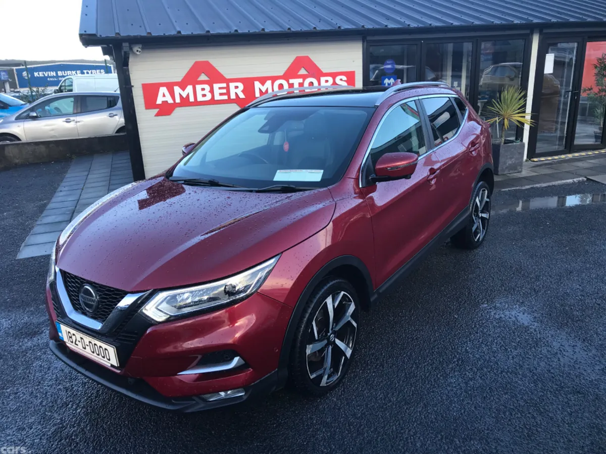 Nissan Qashqai SUV, Petrol, 2018, Red