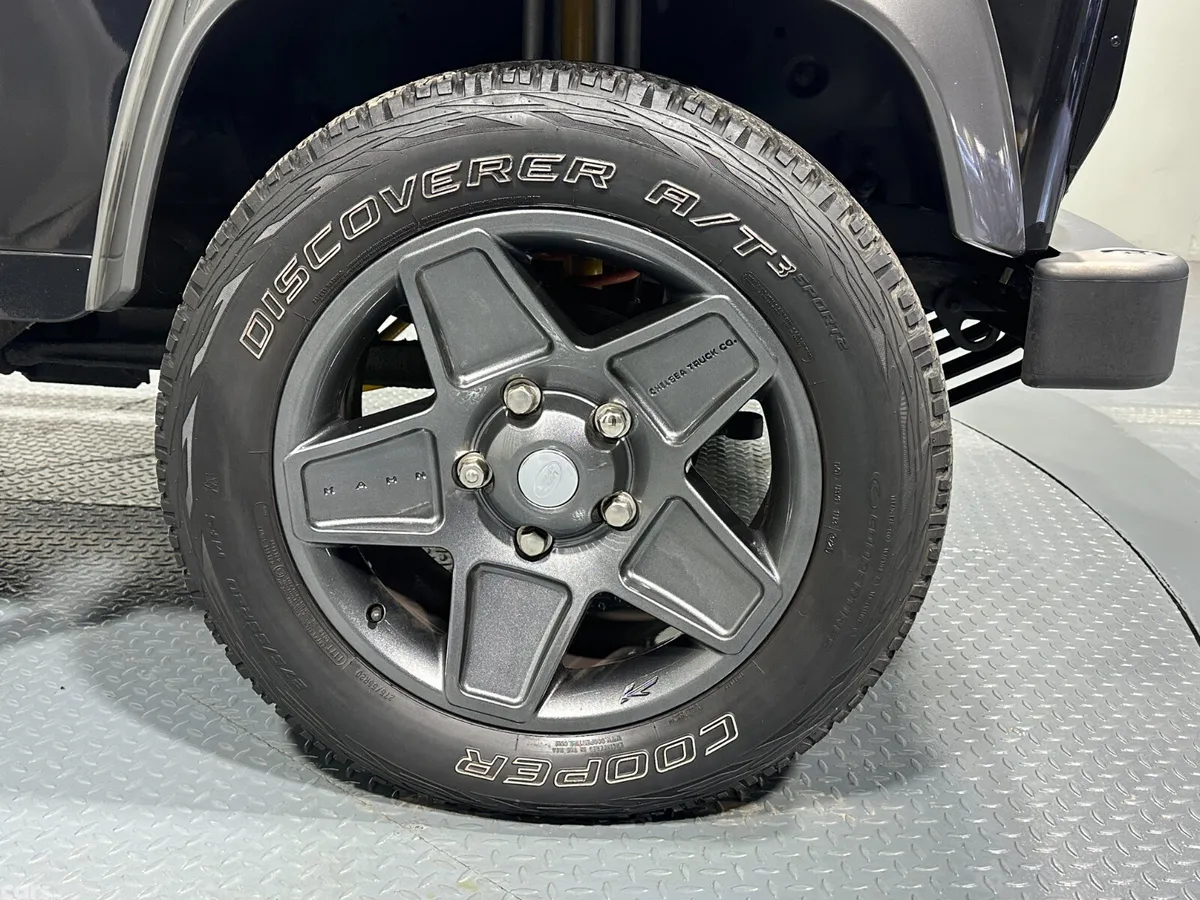 Land Rover Defender SUV, Diesel, 2013, Black