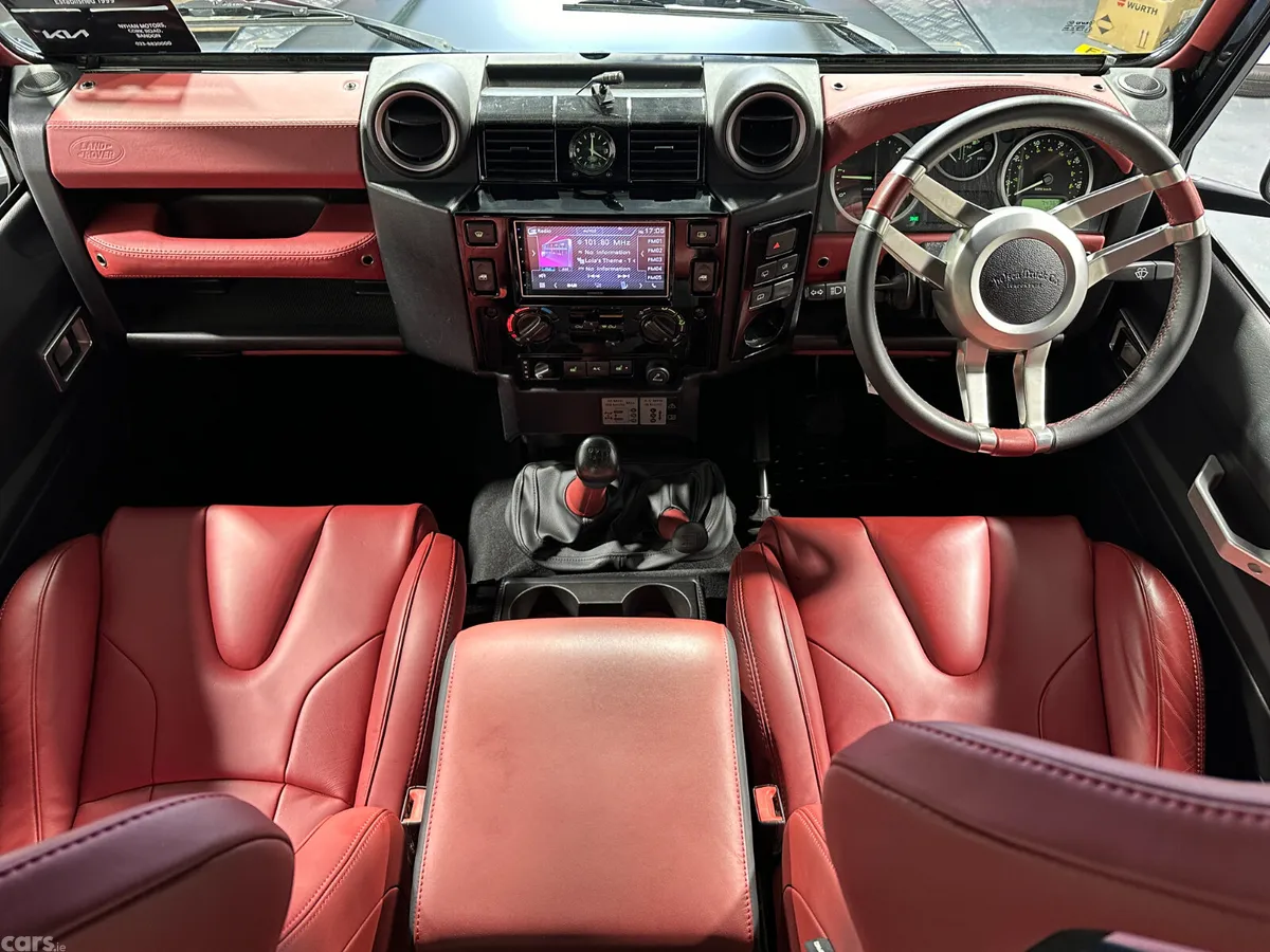 Land Rover Defender SUV, Diesel, 2013, Black