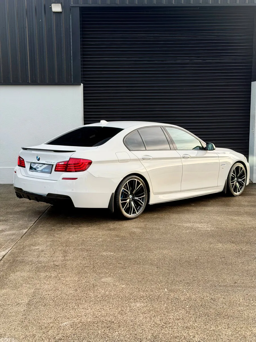 BMW 5-Series Saloon, Diesel, 2016, White