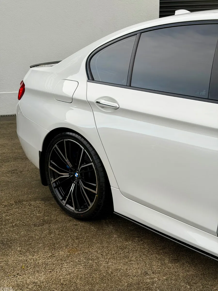BMW 5-Series Saloon, Diesel, 2016, White