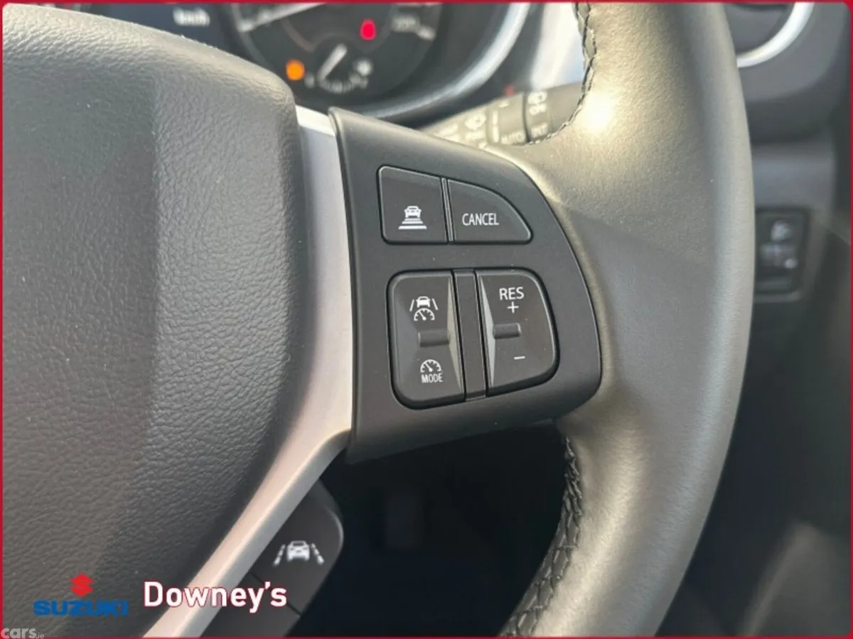 Suzuki Vitara SUV, Petrol, 2026, Silver