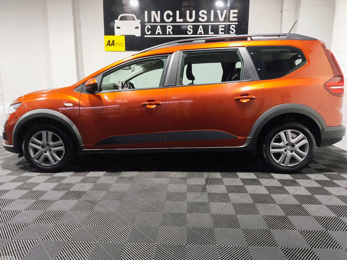 Dacia Jogger MPV, Petrol, 2022, Orange