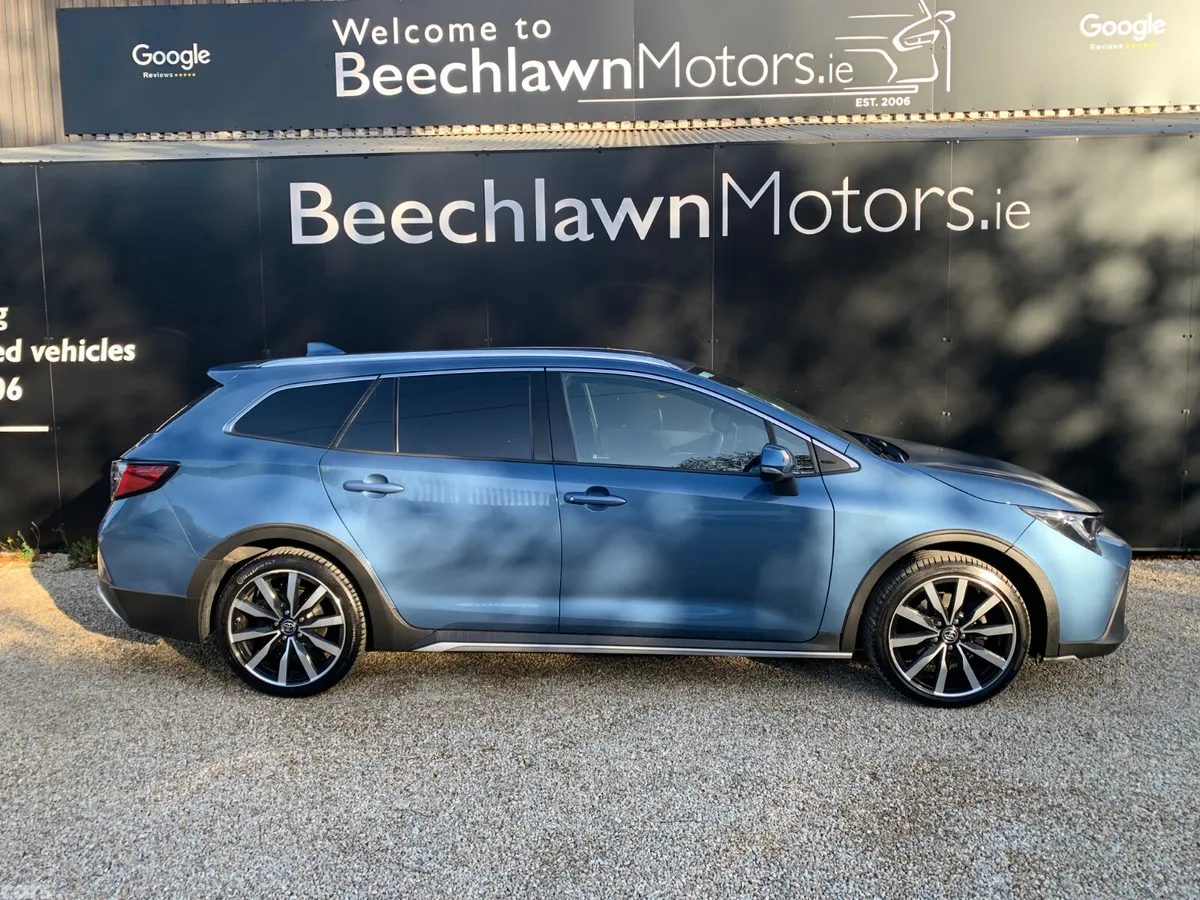 Toyota Corolla Estate, Petrol Hybrid, 2022, Blue