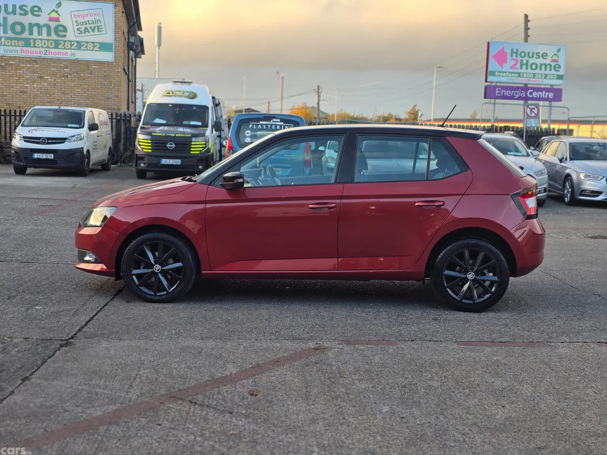 Skoda Fabia Hatchback, Petrol, 2017, Red