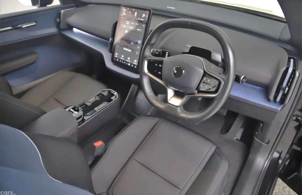 Volvo EX30 SUV, Electric, 2024, Black