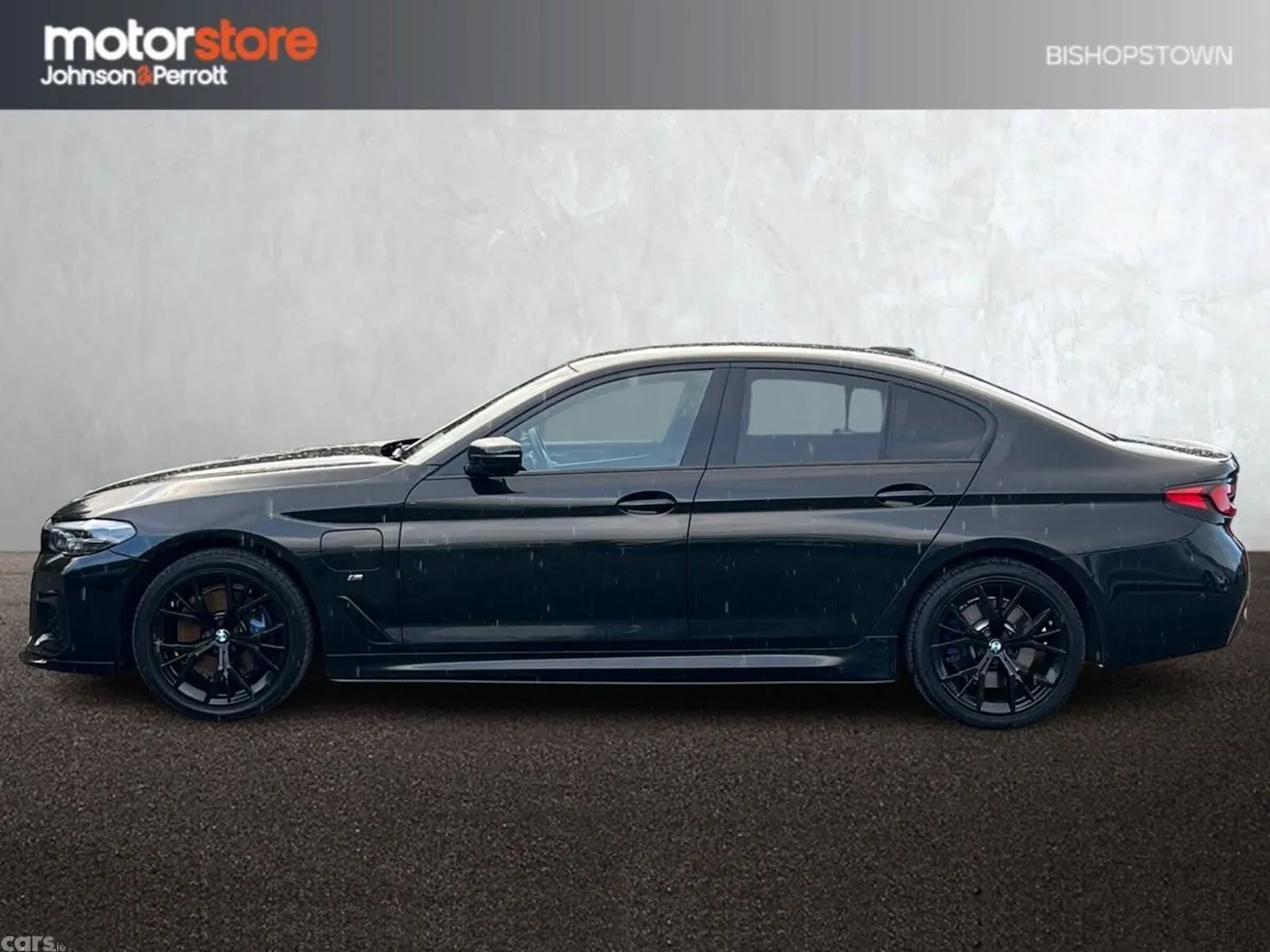 BMW 5-Series Saloon, Petrol Plug-in Hybrid, 2021, Black