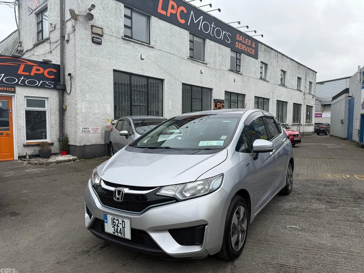 Honda Fit Hatchback, Petrol Hybrid, 2016, Silver