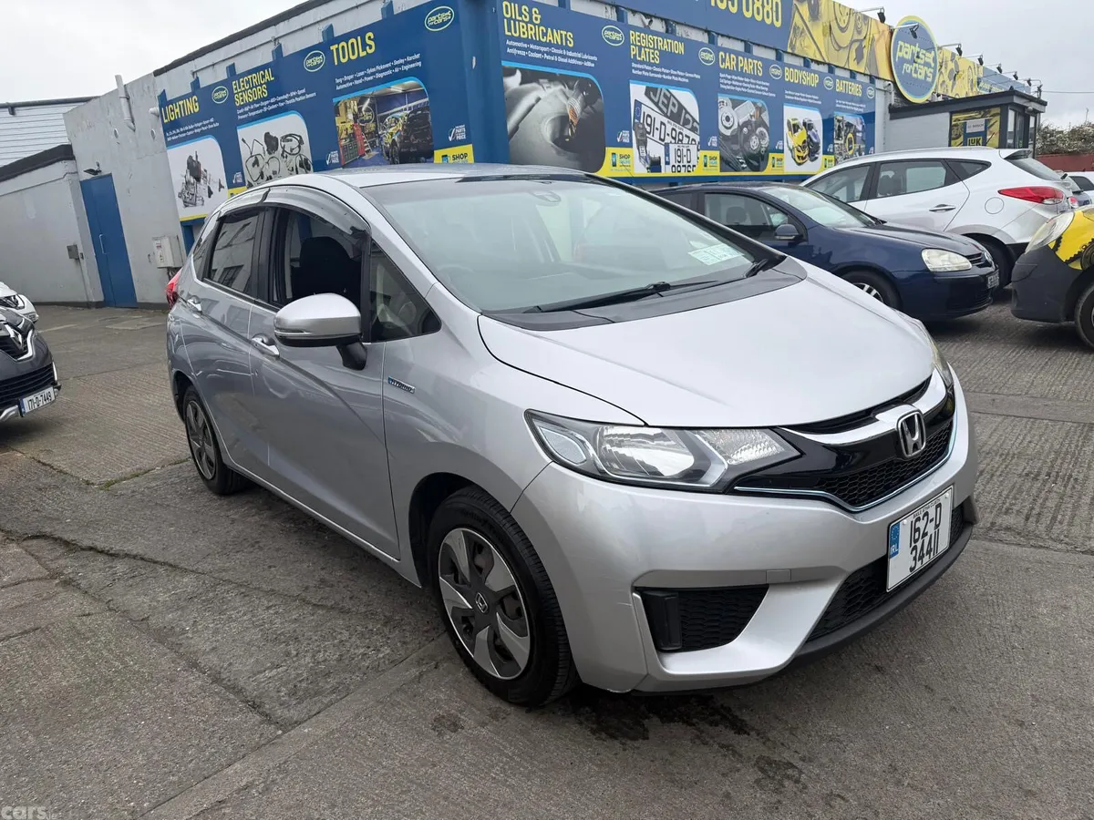 Honda Fit Hatchback, Petrol Hybrid, 2016, Silver