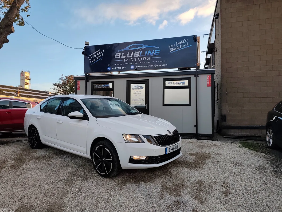 Skoda Octavia Saloon, Petrol, 2019, White