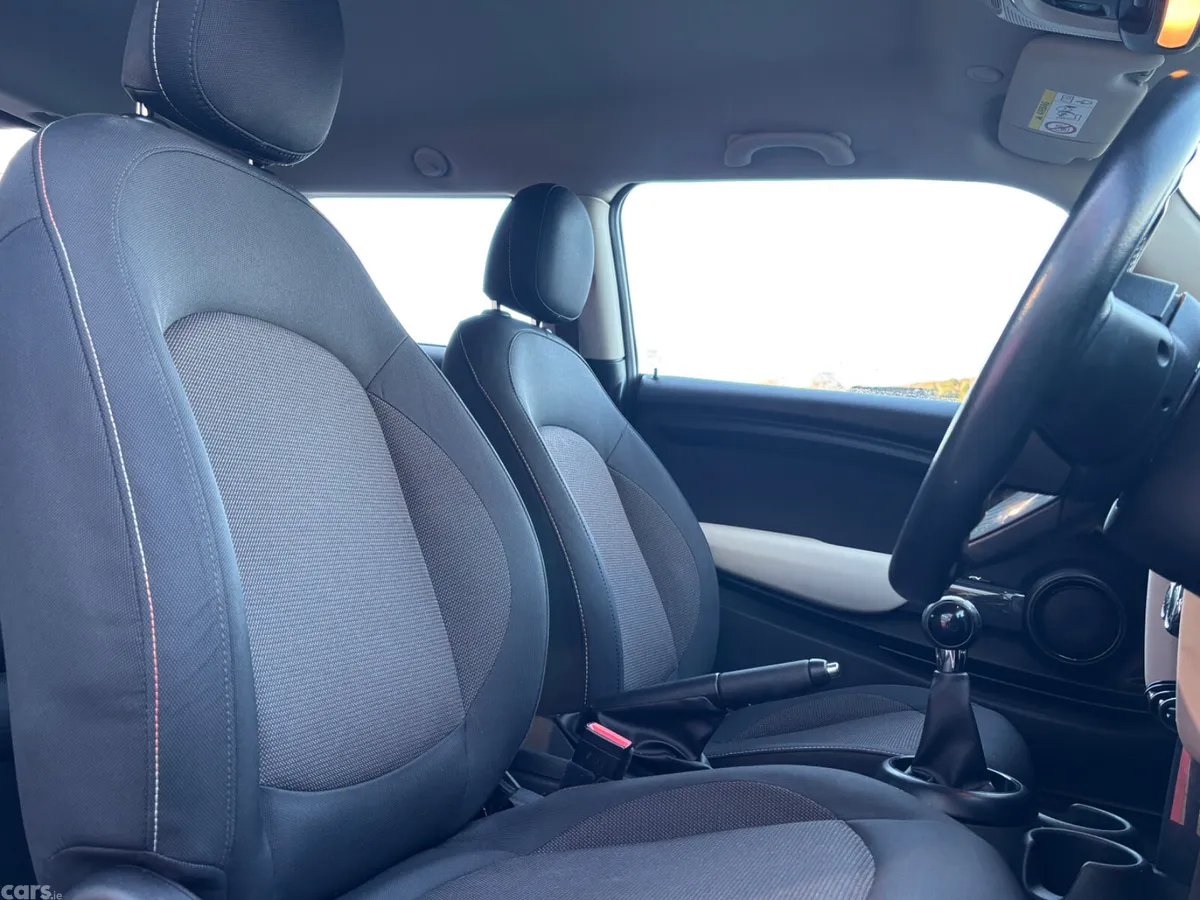 Mini Cooper Hatchback, Diesel, 2018, White