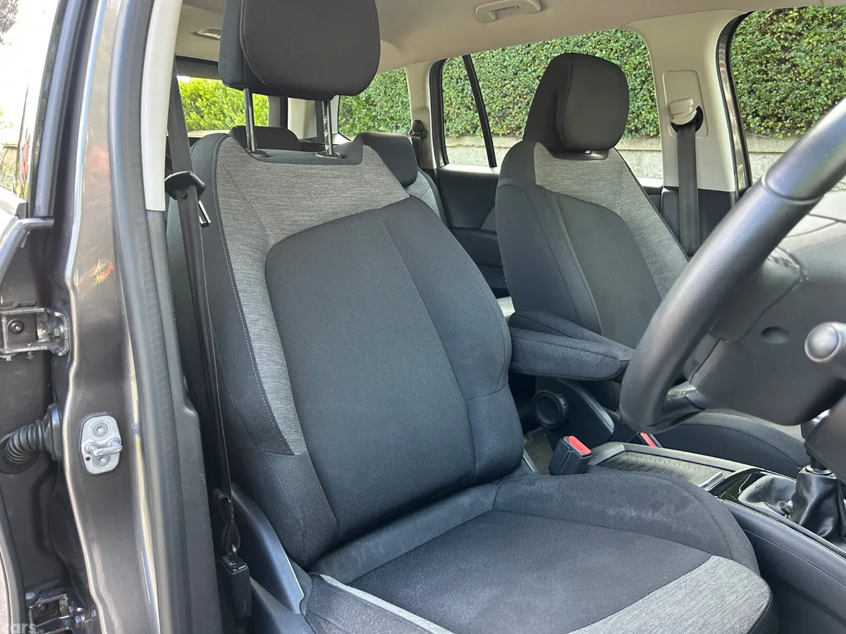 Citroen C4 Hatchback, Diesel, 2017, Grey