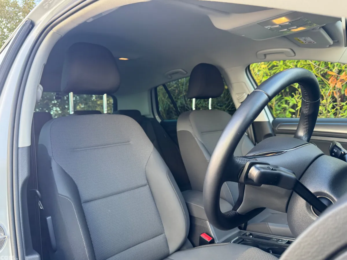 Volkswagen Golf Hatchback, Petrol, 2019, Blue