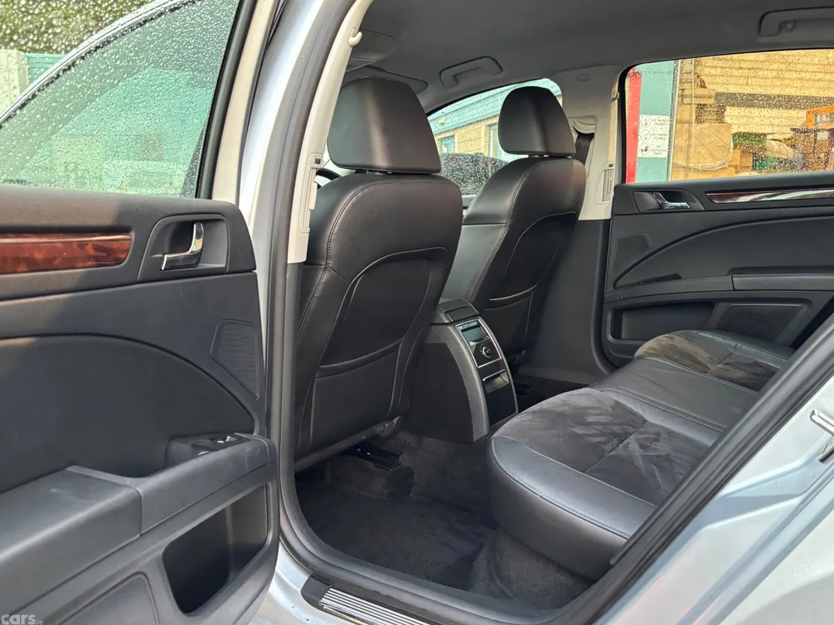 Skoda Superb Saloon, Diesel, 2014, Silver