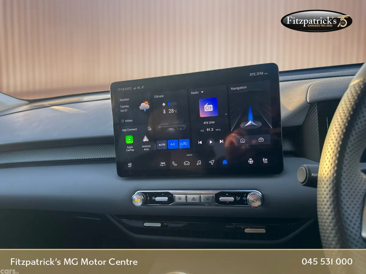 MG MGS5 Hatchback, Electric, 2026, Red