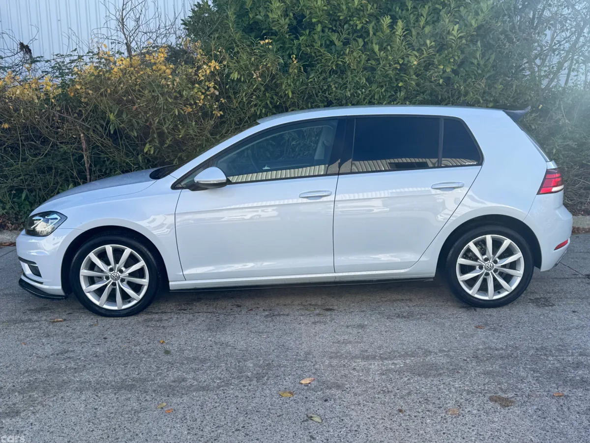Volkswagen Golf Hatchback, Petrol, 2019, Blue