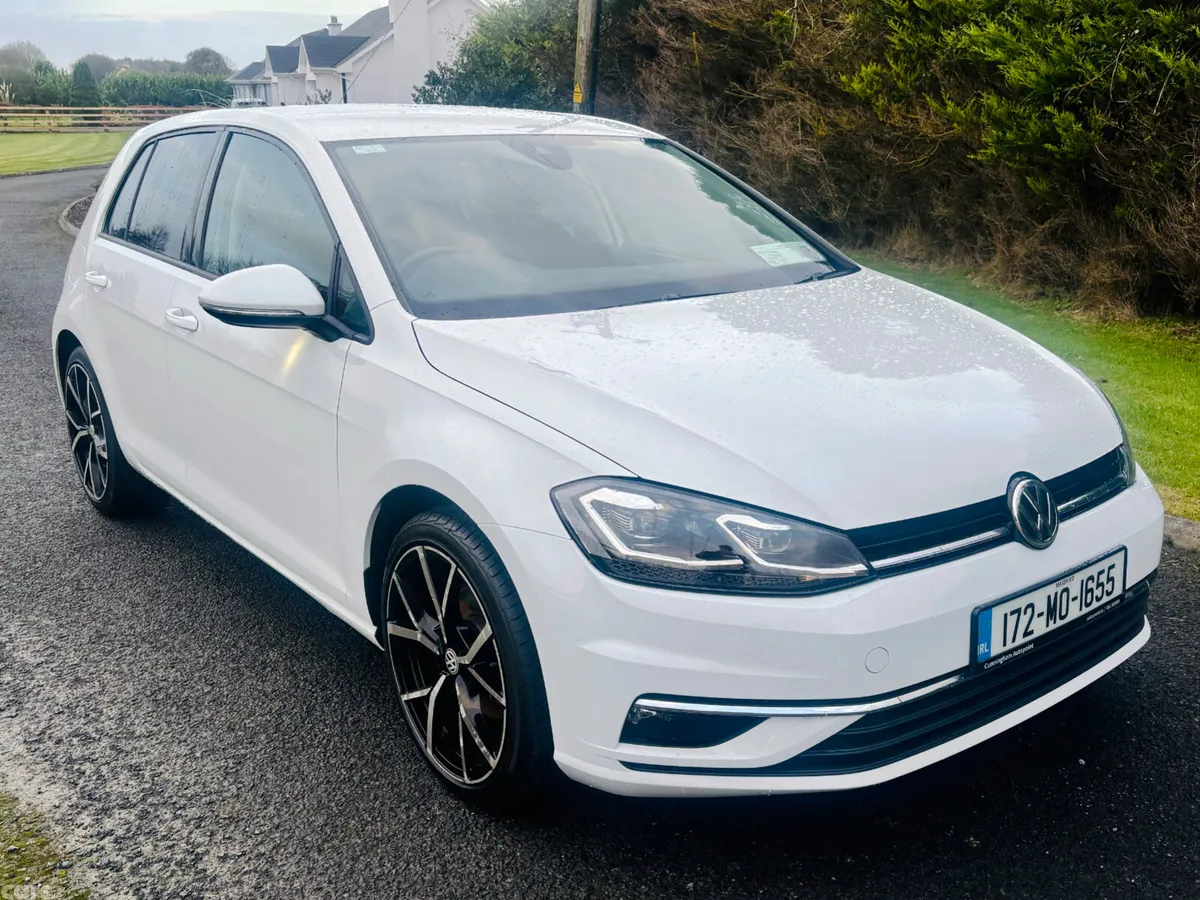 Volkswagen Golf Hatchback, Petrol, 2017, White
