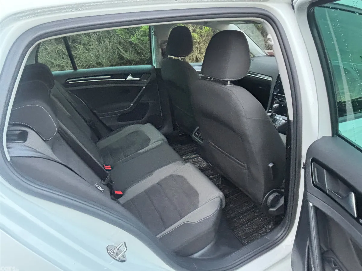 Volkswagen Golf Hatchback, Petrol, 2017, White