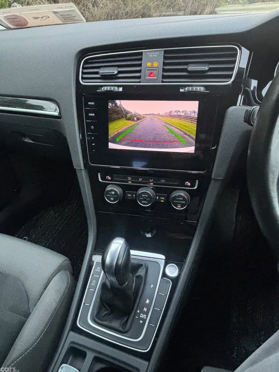 Volkswagen Golf Hatchback, Petrol, 2017, White