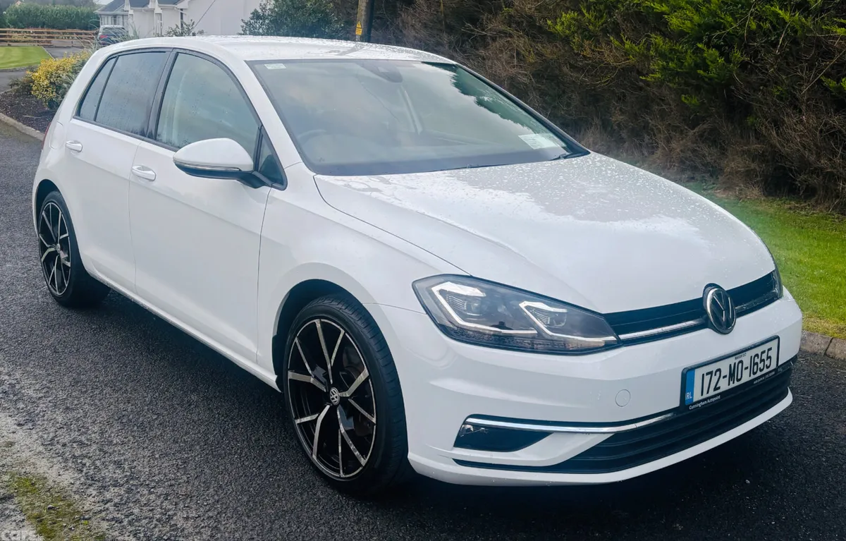 Volkswagen Golf Hatchback, Petrol, 2017, White