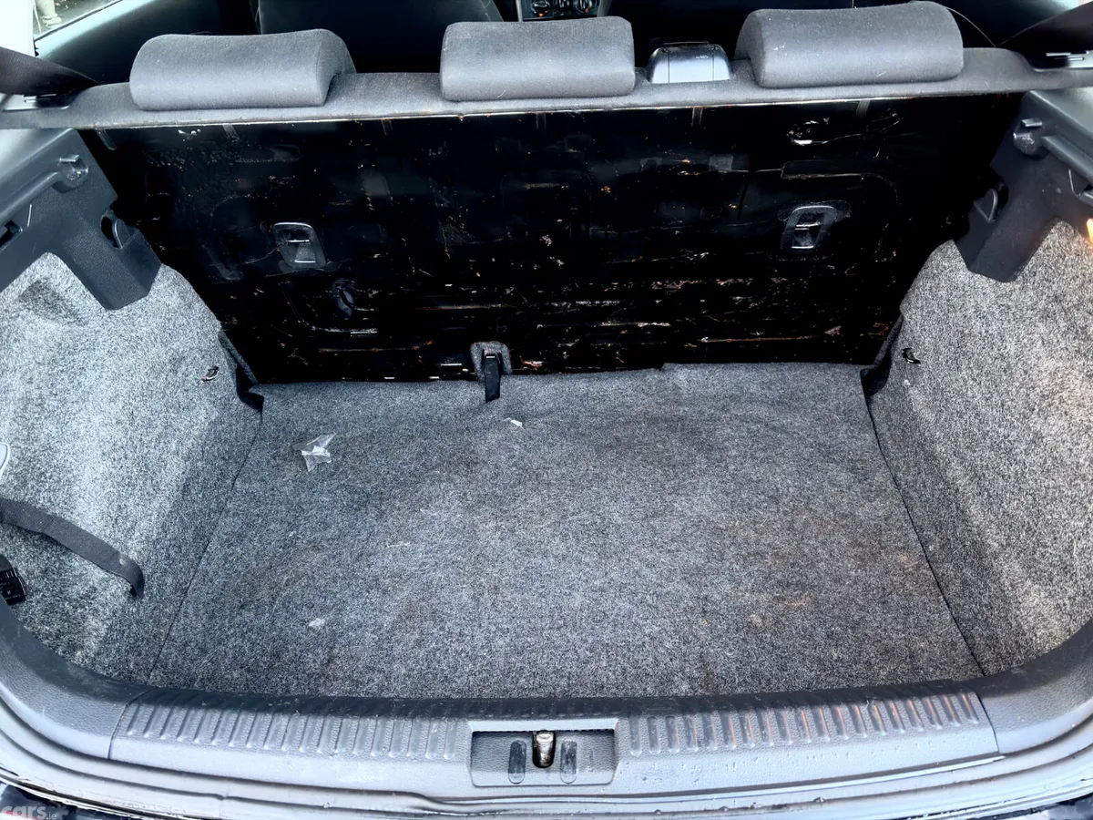 Volkswagen Polo Hatchback, Diesel, 2014, Black