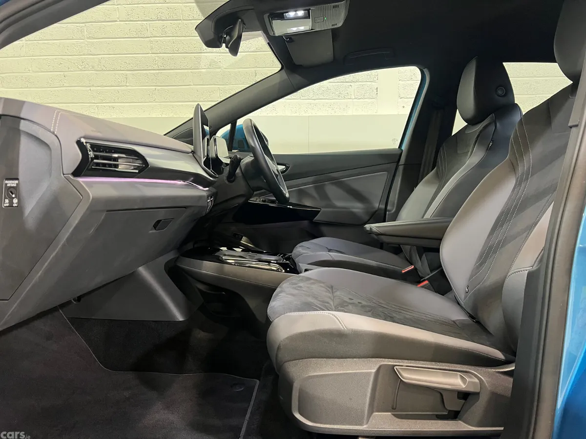 Volkswagen ID.4 SUV, Electric, 2026, Blue