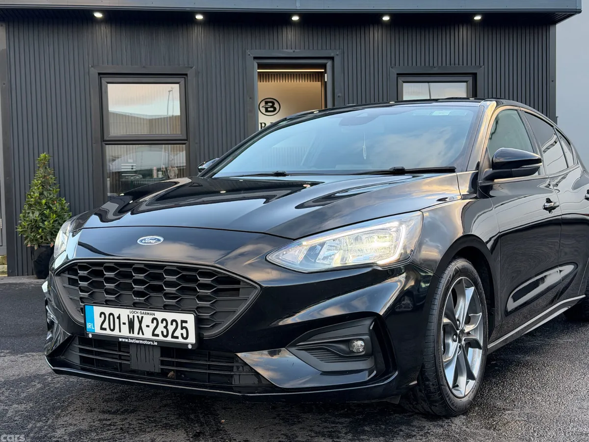 Ford Focus Hatchback, Diesel, 2020, Black