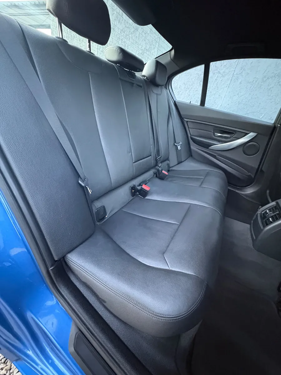BMW 3-Series Saloon, Diesel, 2014, Blue