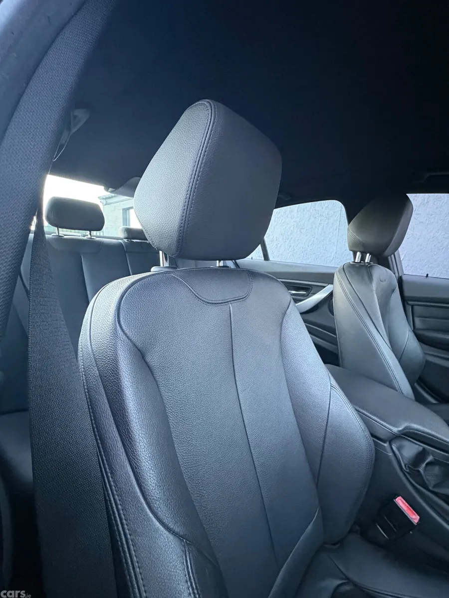 BMW 3-Series Saloon, Diesel, 2014, Blue