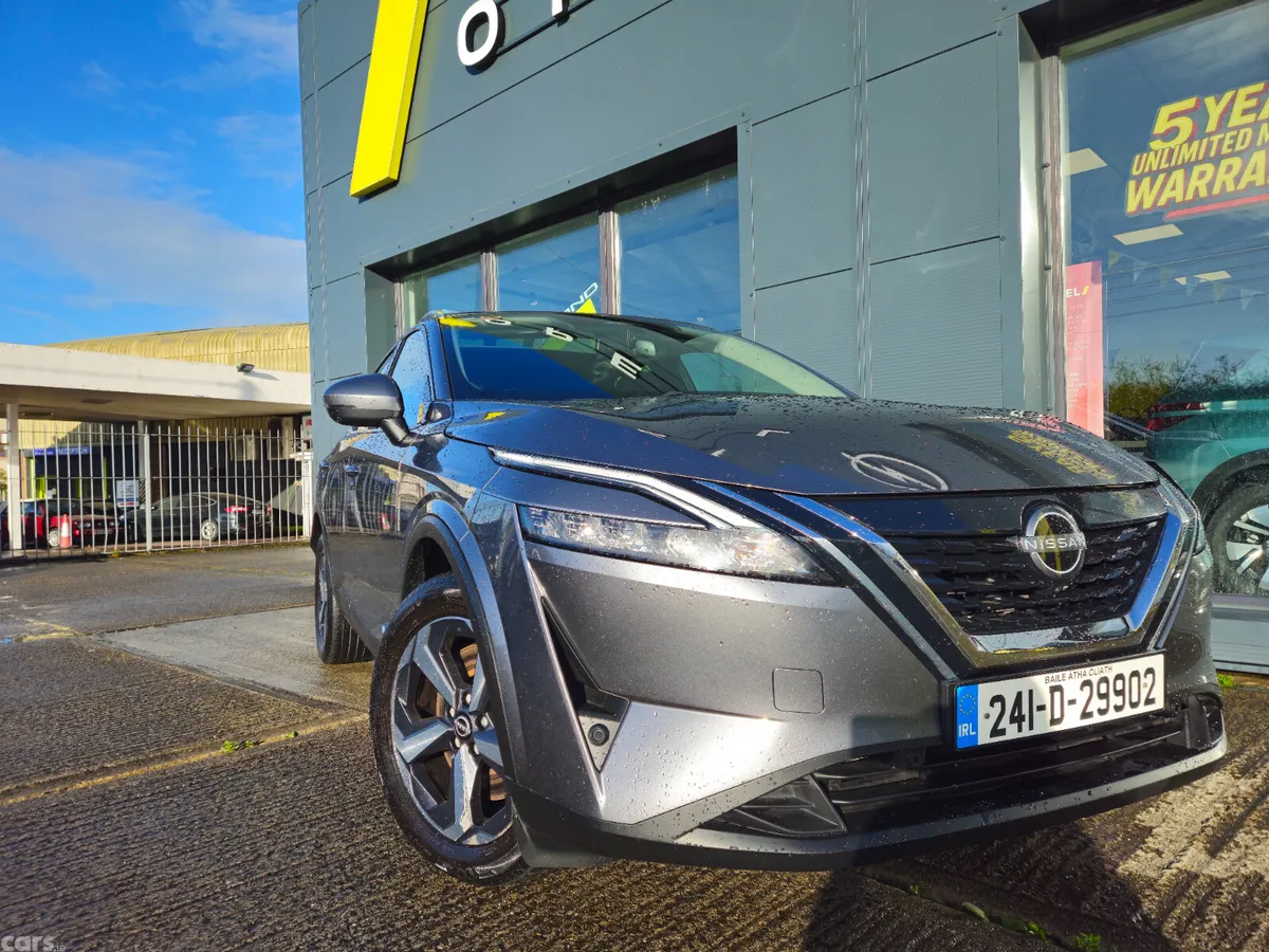 Nissan Qashqai MPV, Petrol, 2024, Grey