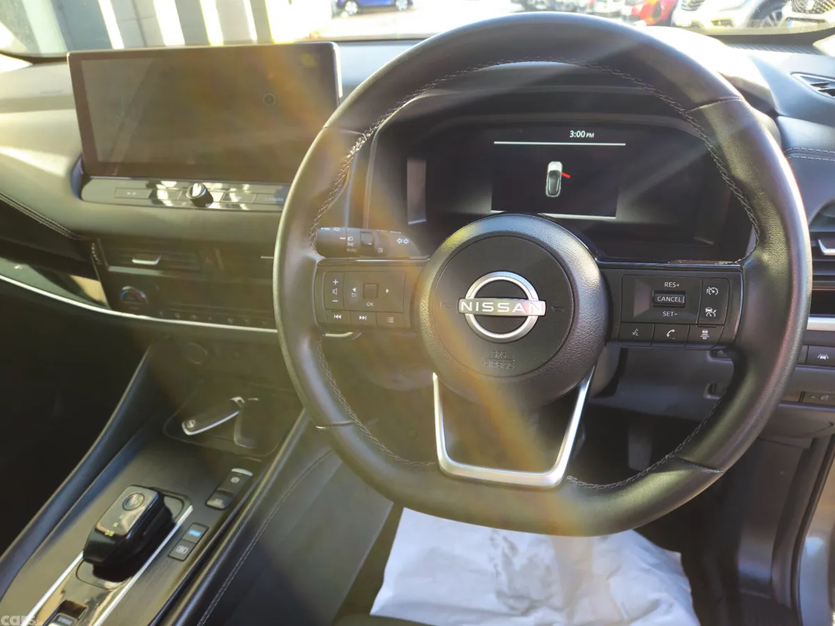 Nissan Qashqai MPV, Petrol, 2024, Grey