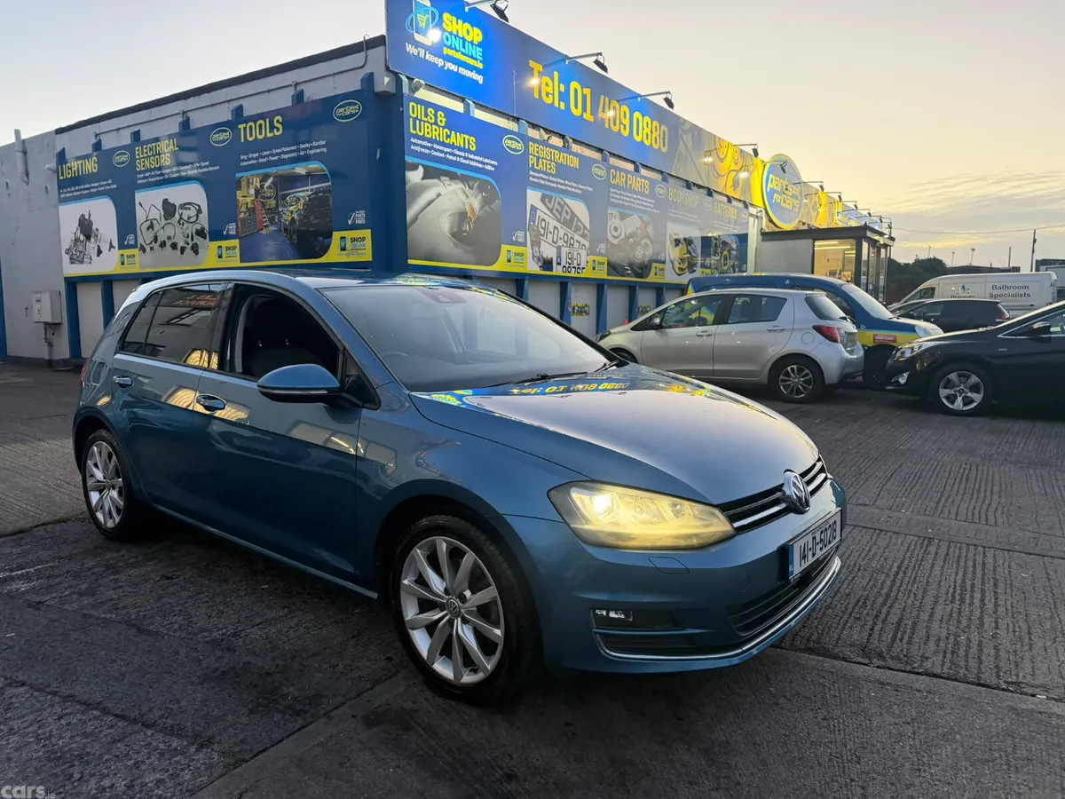 Volkswagen Golf Hatchback, Petrol, 2014, Blue