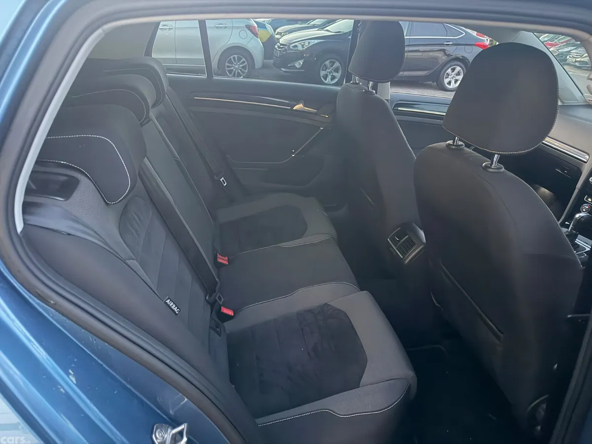 Volkswagen Golf Hatchback, Petrol, 2014, Blue