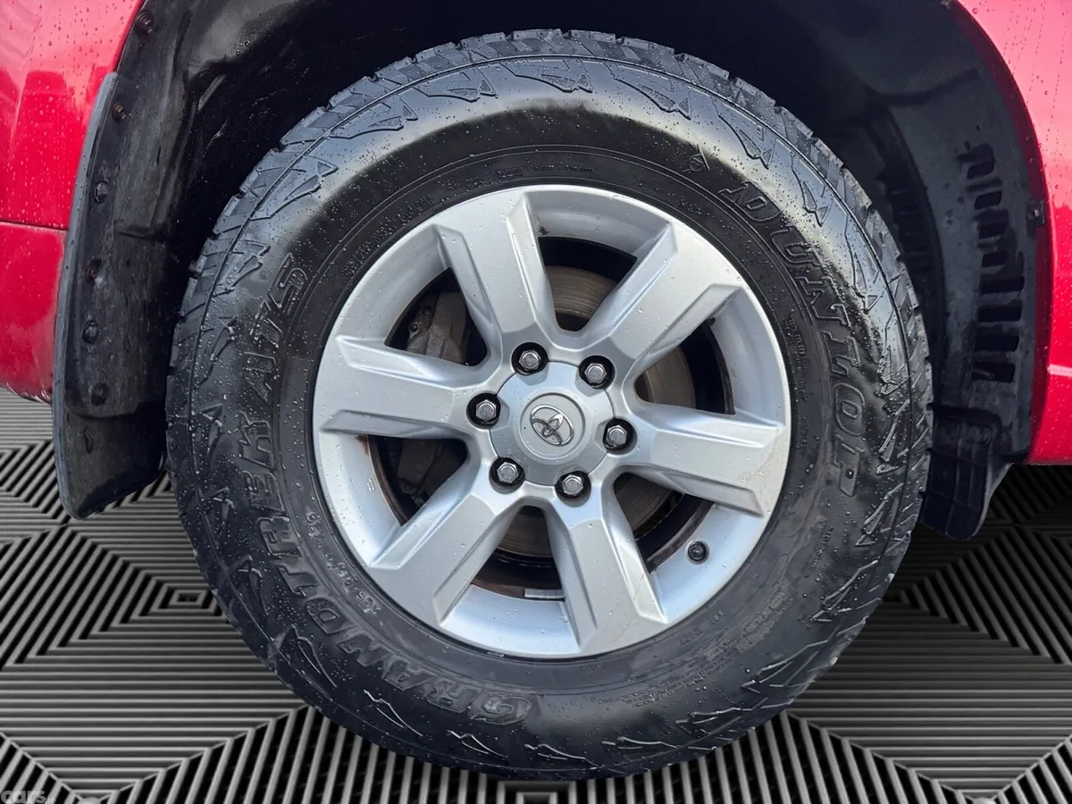 Toyota Land Cruiser SUV, Diesel, 2016, Red