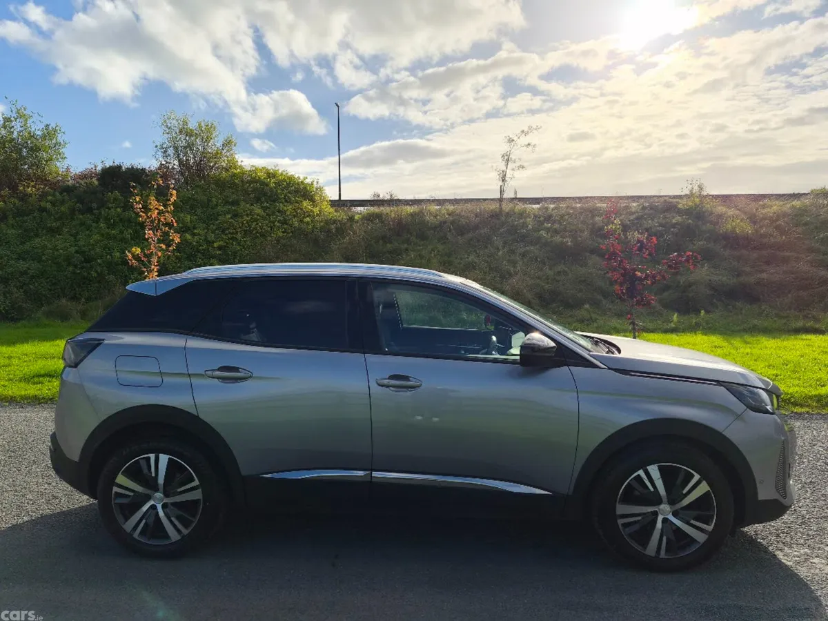 Peugeot 3008 MPV, Diesel, 2022, Grey