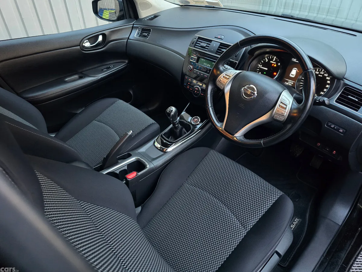 Nissan Pulsar Hatchback, Diesel, 2017, Black