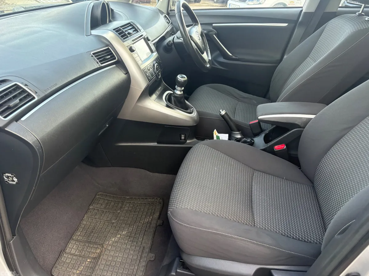 Toyota Verso MPV, Diesel, 2015, Silver