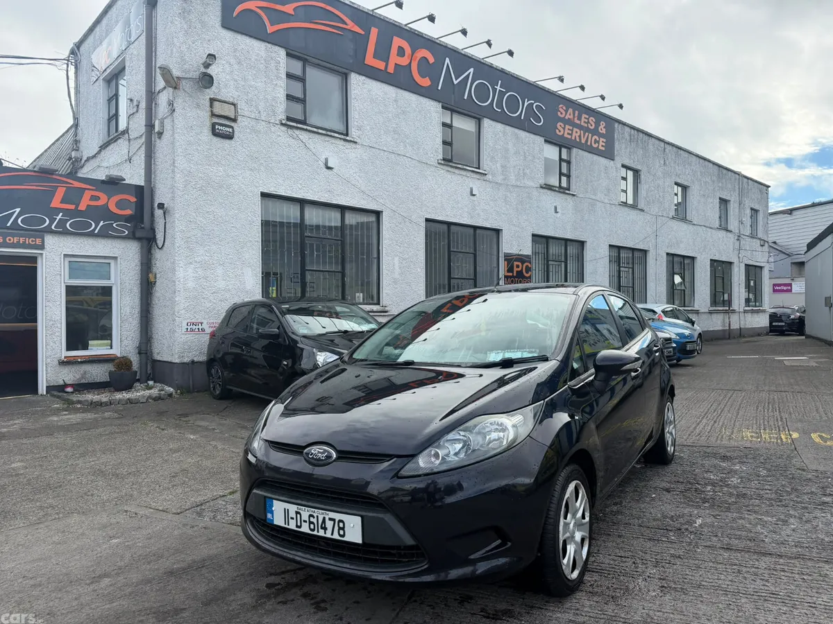 Ford Fiesta Hatchback, Petrol, 2011, Black