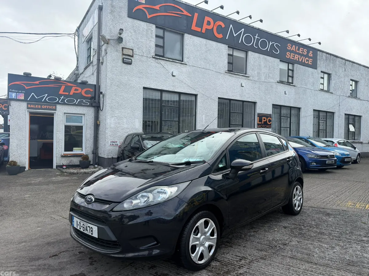 Ford Fiesta Hatchback, Petrol, 2011, Black