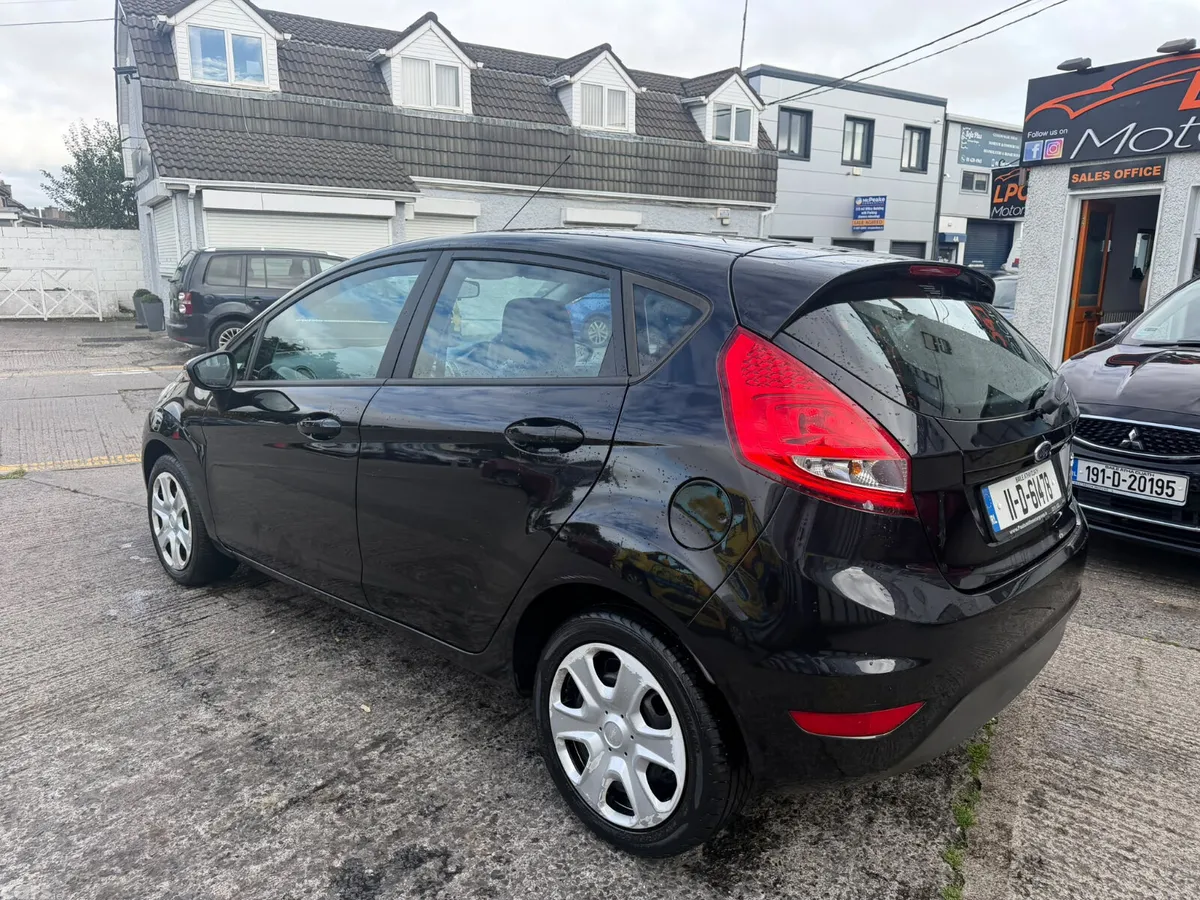 Ford Fiesta Hatchback, Petrol, 2011, Black