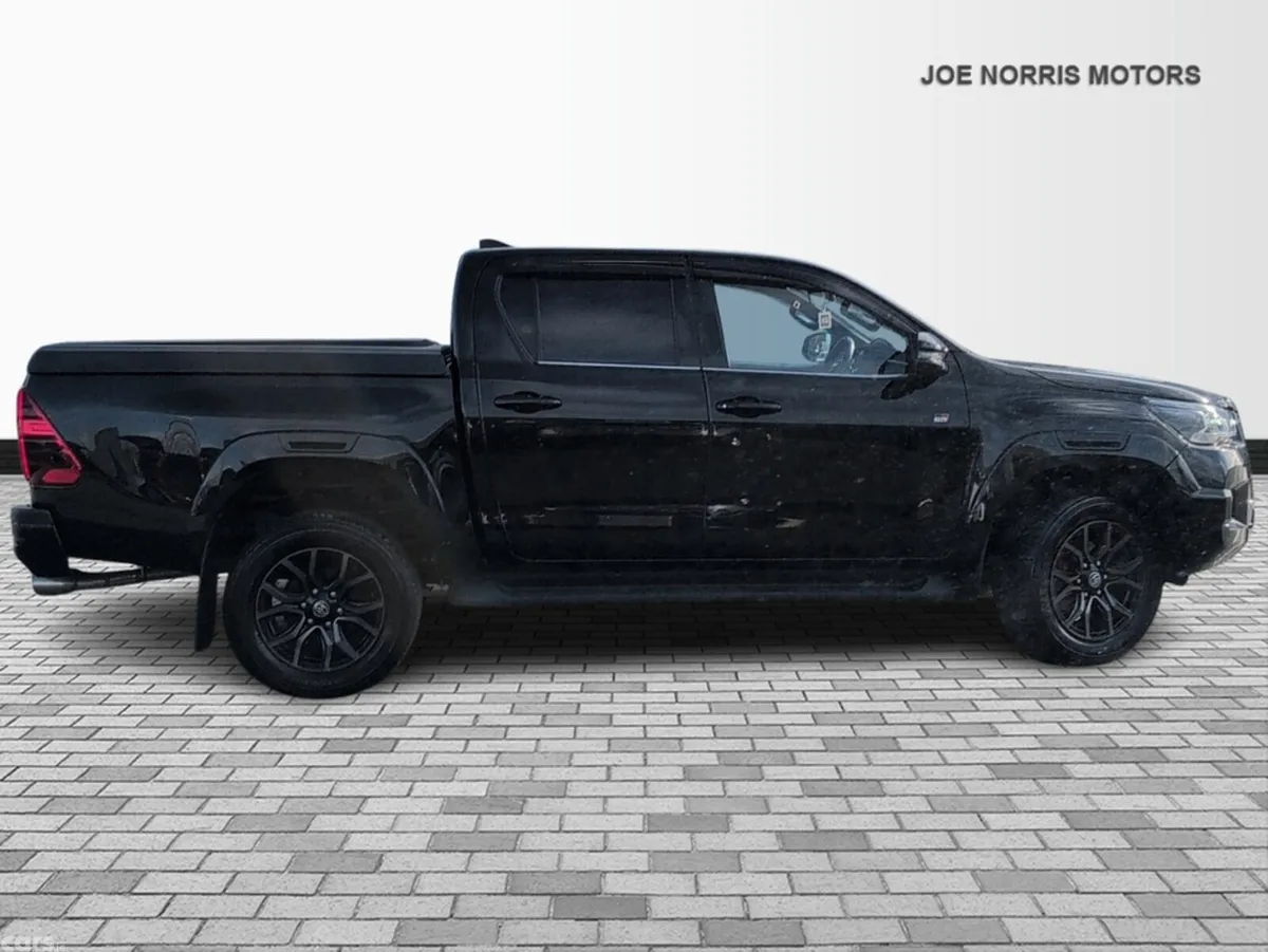 Toyota Hilux Pick Up, Diesel, 2024, Black