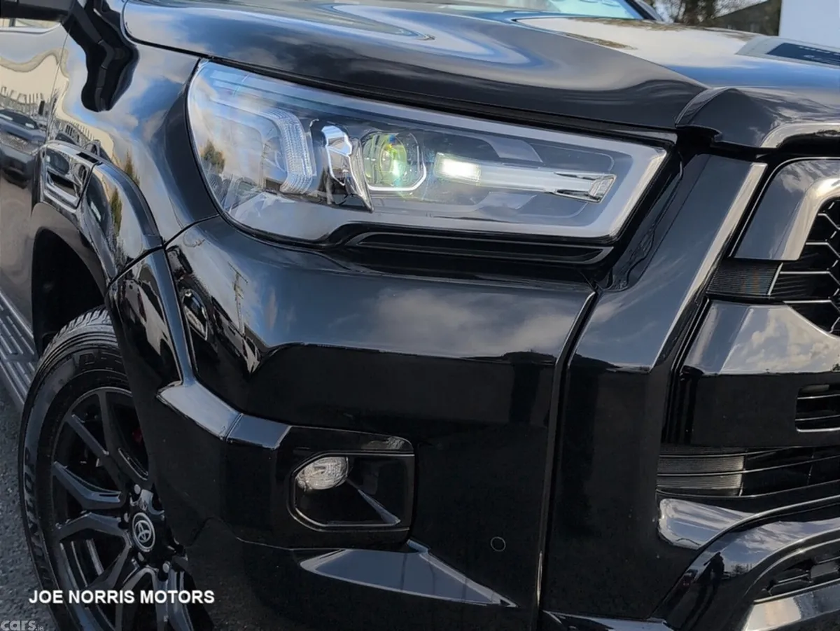 Toyota Hilux Pick Up, Diesel, 2024, Black