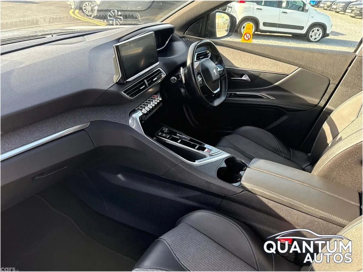 Peugeot 3008 SUV, Diesel, 2024, Grey